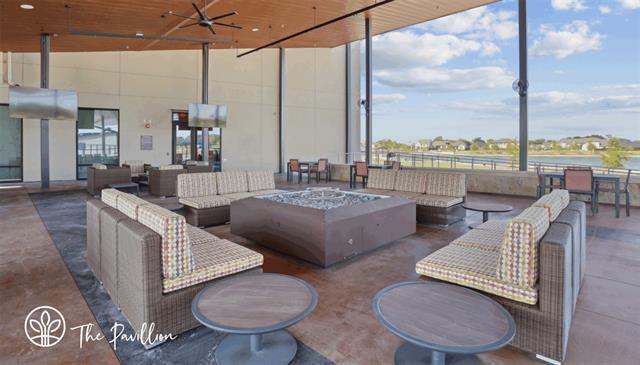 Building Photo - 1813 Summer Aura