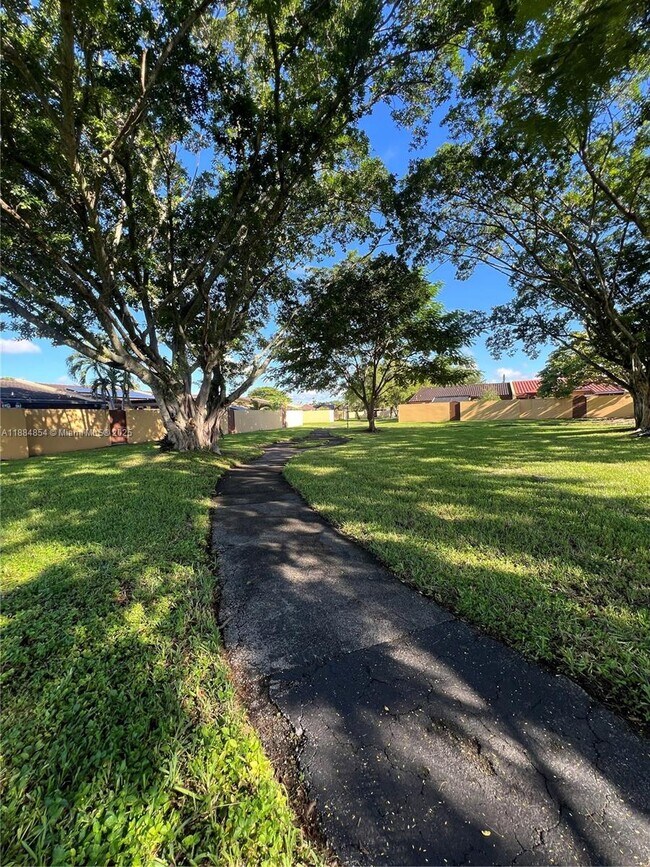 Building Photo - 14801 SW 87th Terrace