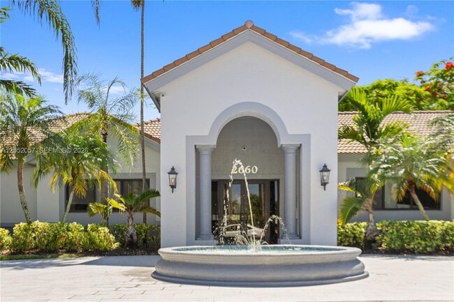 Building Photo - 2640 S University Dr