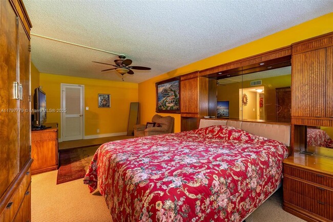 Building Photo - 7020 Nova Dr