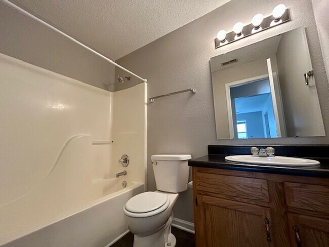 Building Photo - Beautiful 3 Bedroom 2 Bath Ranch On A Pond...