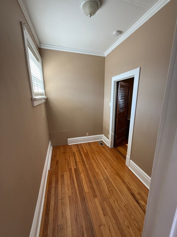 Building Photo - 3238 Mt Pleasant St