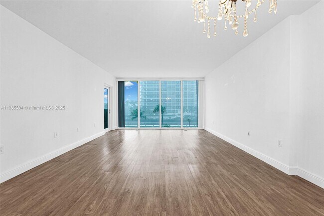 Building Photo - 10275 Collins Ave