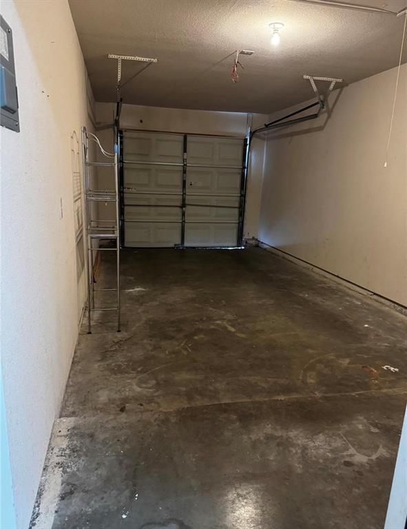 Building Photo - 8613 Talyne Chaise Cir