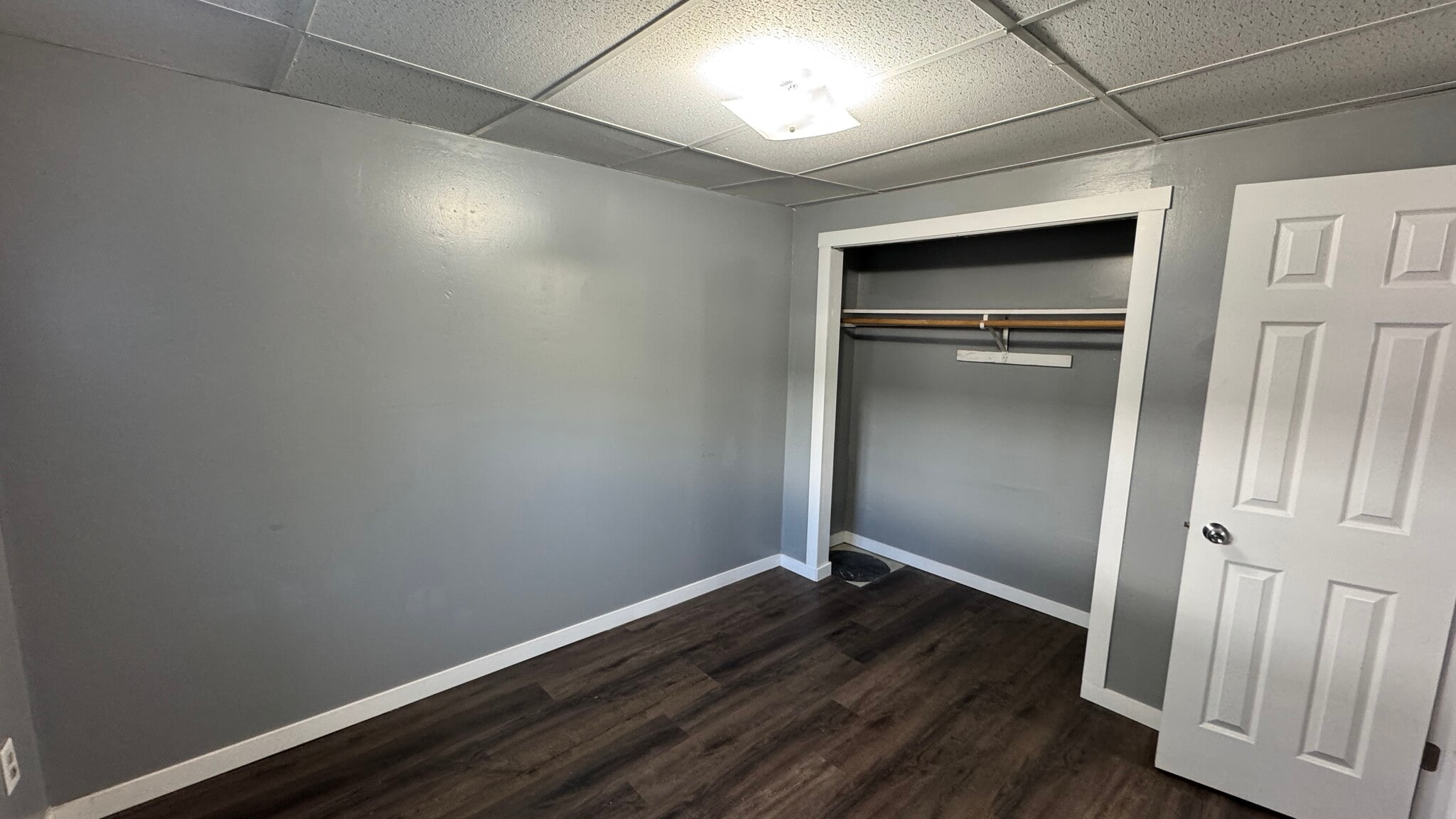 Building Photo - 511 N Platte Ave