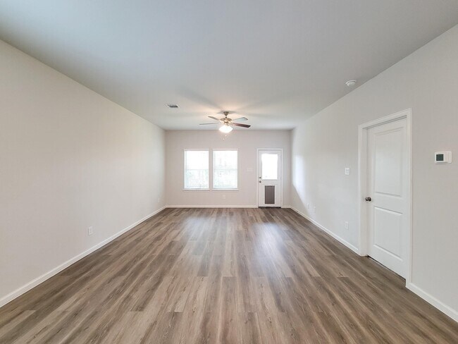 Building Photo - 94 Valiant Ridge Trail