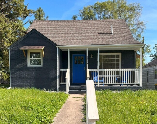 Primary Photo - 1604 W 11th St