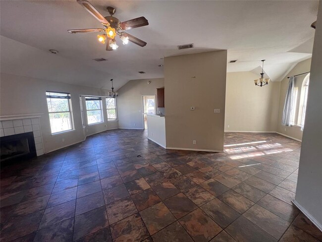 Building Photo - 1805 Whirlwind Trail