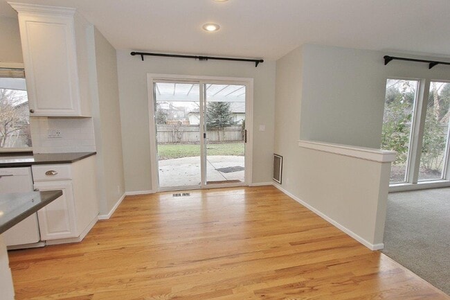 Building Photo - Elegant Home in Hobble Creek!