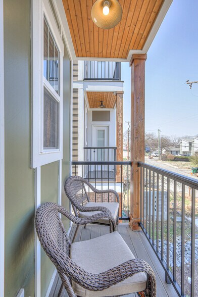 Building Photo - 312 Duke St