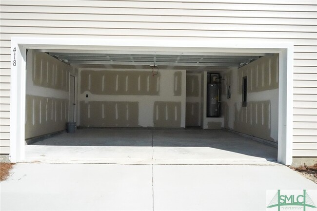 Building Photo - 418 Coconut Dr