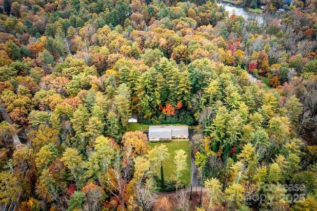 Building Photo - 102 Arbor Ln