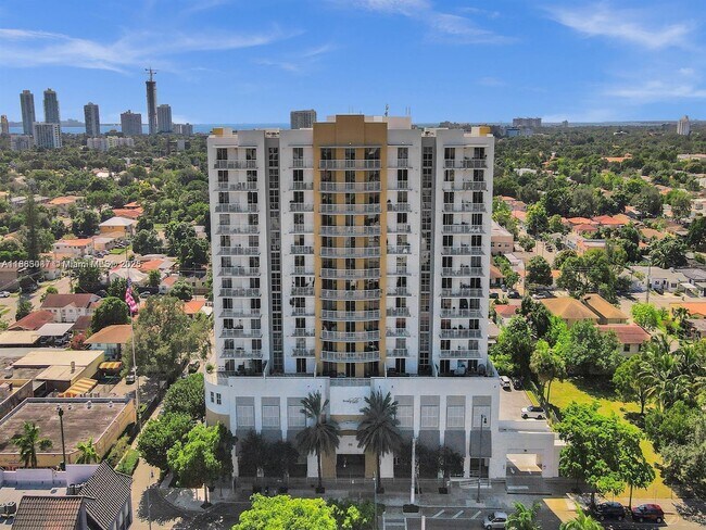 Building Photo - 900 SW 8th St