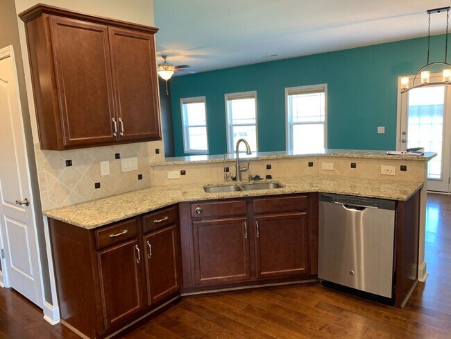 Building Photo - Whitsett / Brghtwood Farms