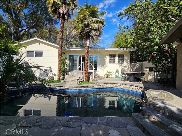 Building Photo - 4559 Don Pio Dr