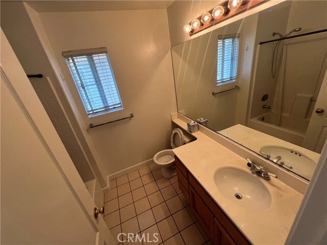 Building Photo - 33 Cambria