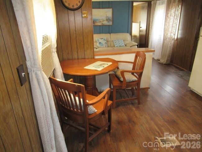 Building Photo - 3487 Avery Rd