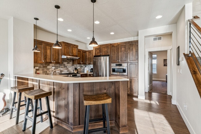 Building Photo - 3369 E Exacta Ln