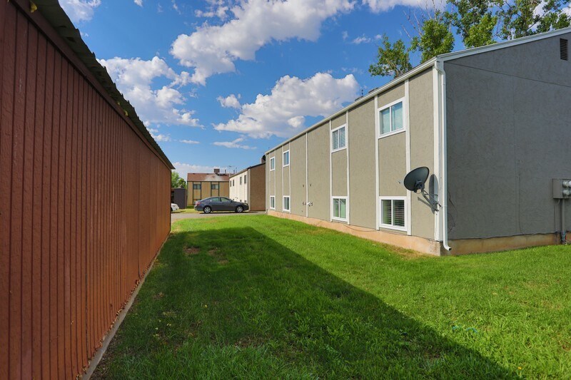 Building Photo - 1724 N 1450 W
