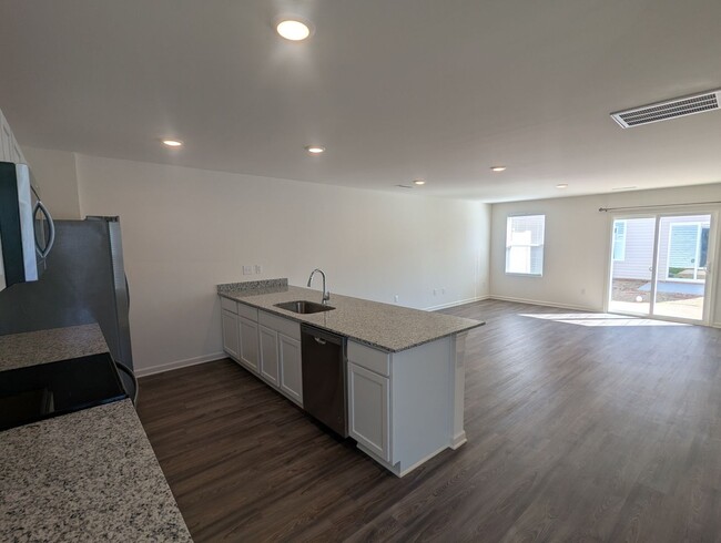 Building Photo - Brand New Corner Unit 3 Bedroom Townhome i...