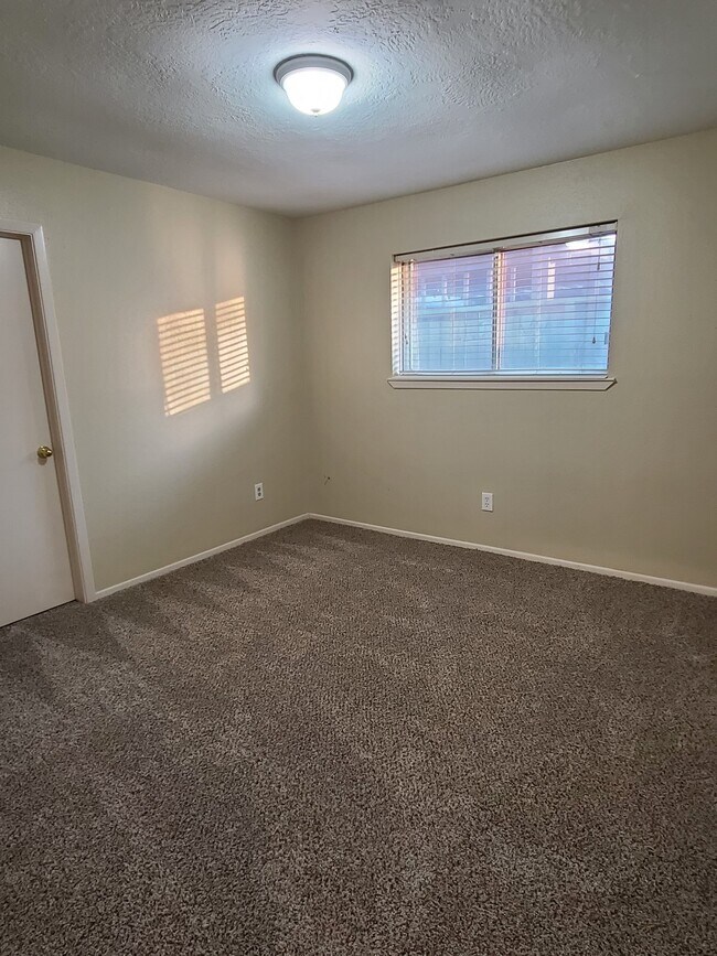 Building Photo - 17123 Forelock Way