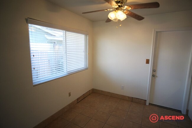 Building Photo - Gorgeous Home in Stockdale Park!
