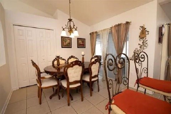 Building Photo - 610 Tamarin Ln