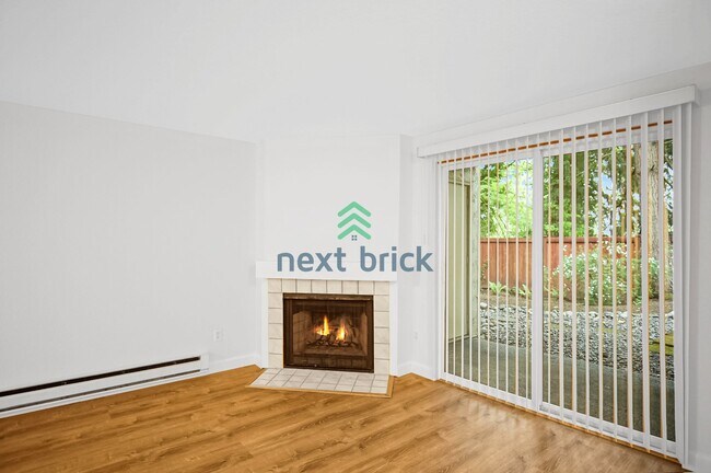 Building Photo - Charming 2 Bedroom 1 Bathroom Condo!