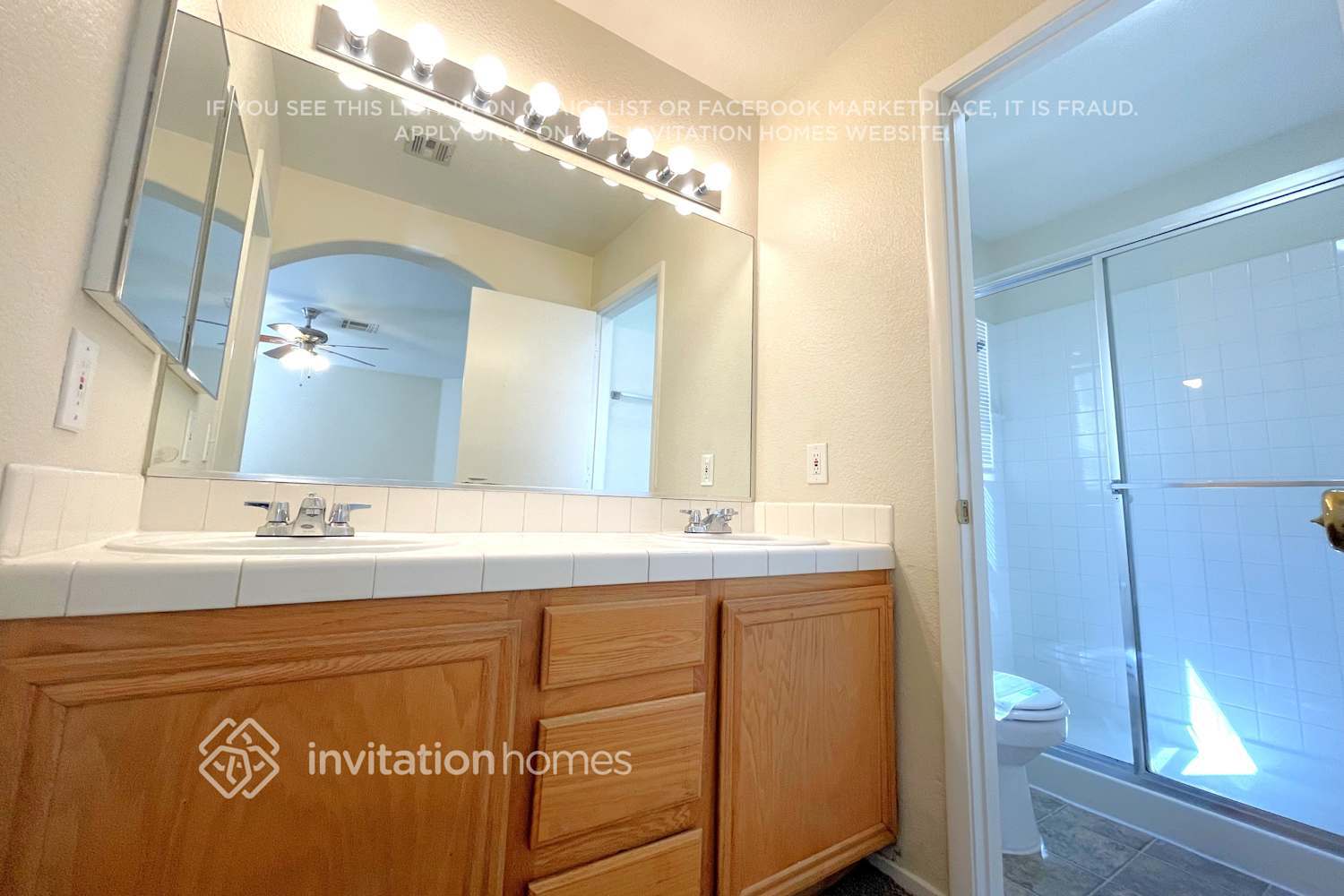 Building Photo - 1229 Autumn Ridge Cir