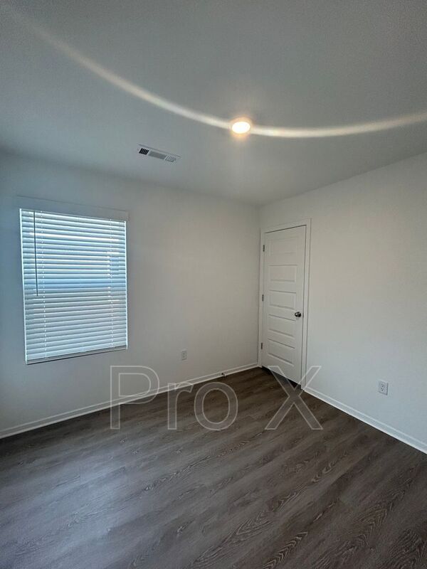 Building Photo - 112 NW 67th Ave