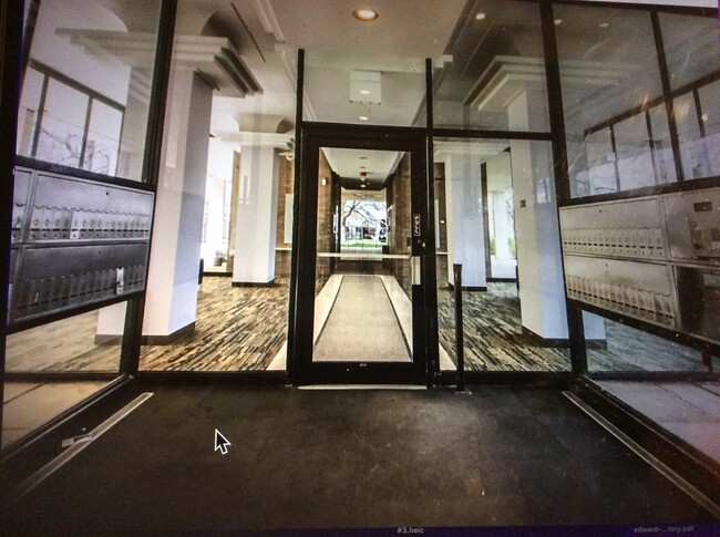 Entrance to Lobby - 1400 E 55th Pl