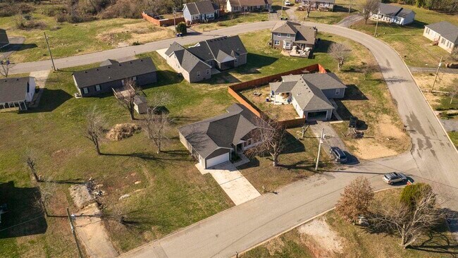 Building Photo - 148 Hillridge Ct