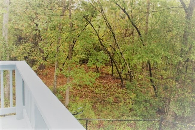 Building Photo - Staff Favorite.