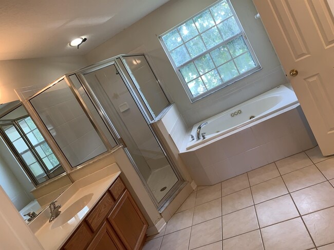 Building Photo - 953 Tramells Trail