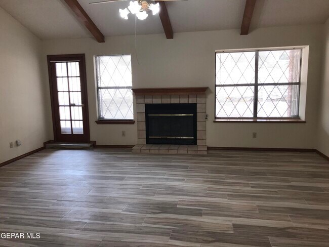 Building Photo - 1392 Adabel Dr