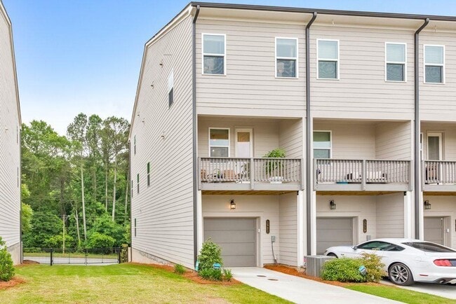 Building Photo - 1521 Layton Ln NW