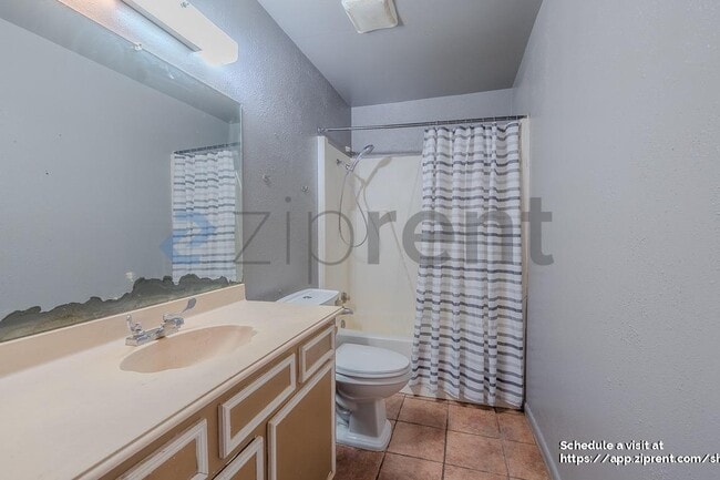 Building Photo - 7515 Carl Rd Ext