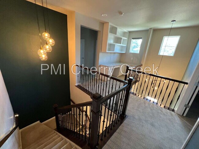 Building Photo - 9010 E Caley Way