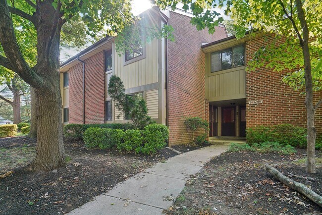 Primary Photo - 203B Cypress Point Cir