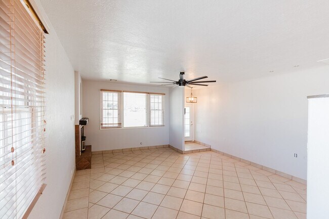 Building Photo - 3 Bedroom 2 Bath With A Mountain View Home!