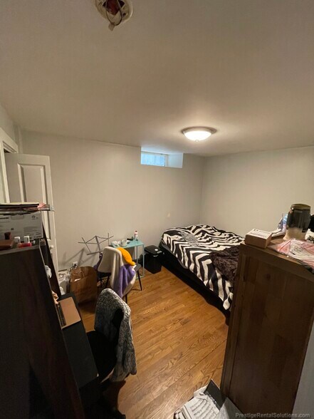 Building Photo - 842 Dorchester Ave