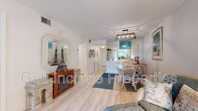 Building Photo - 4149 Heron Way