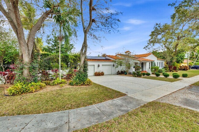 Building Photo - 113 NE 101st St