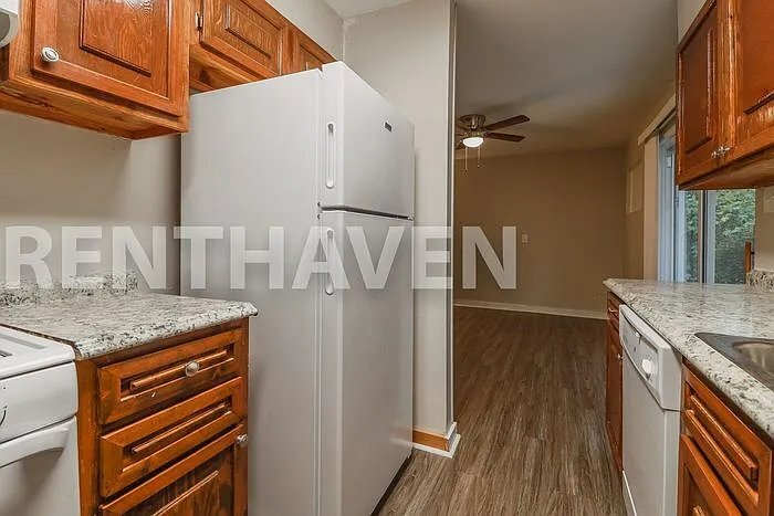 Building Photo - 301 Oregon Trail