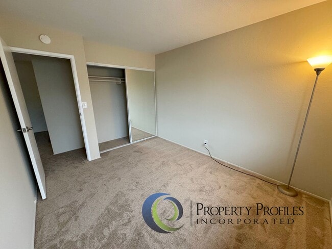 Building Photo - Spacious 3 Bdrm 2.5 Bath Mililani Townhouse