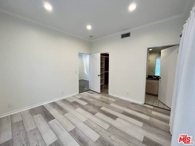 Building Photo - 13431 Java Dr