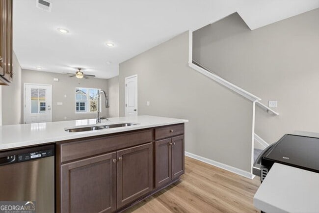 Building Photo - New Construction open concept, 3 bedroom home in Lagrange! Must see!