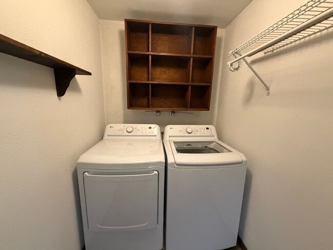 Building Photo - 6597 Tut Terrace