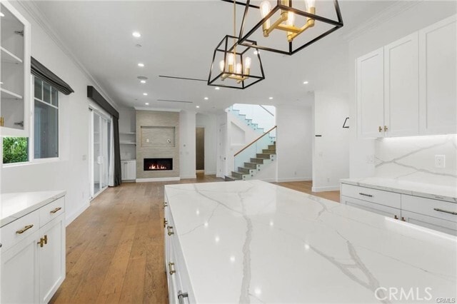 Building Photo - 5537 Vanalden Ave