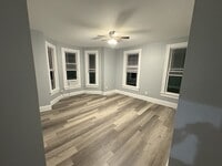 Building Photo - 2757 Harris Ave
